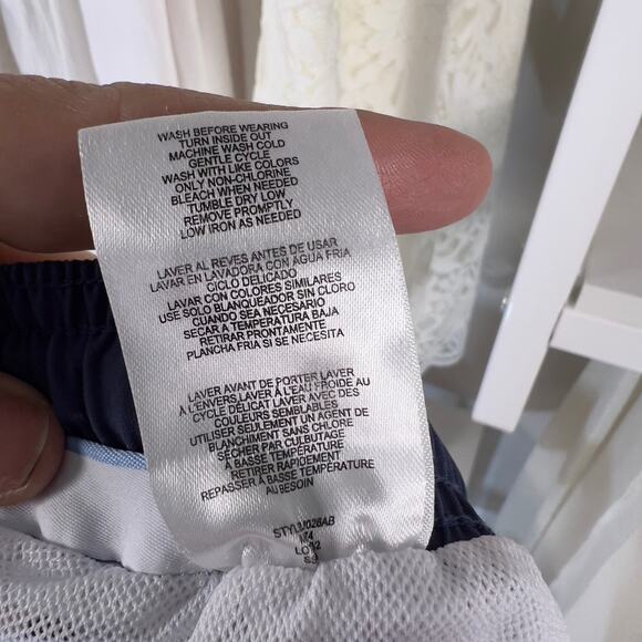 Tommy Bahama boys size 14/16 swim trunks botanical, coastal, beachy #2443 - Picture 7 of 8